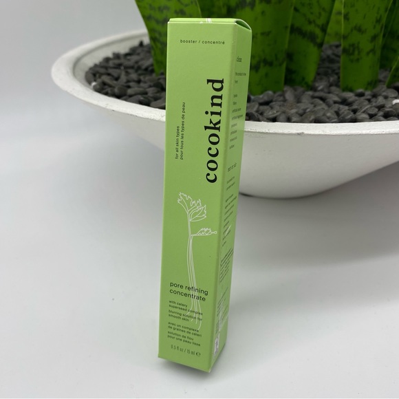 Cocokind Pore Refining Concentrate, Pore Minimizer and Smoothing Spot Treatment - Picture 3 of 4